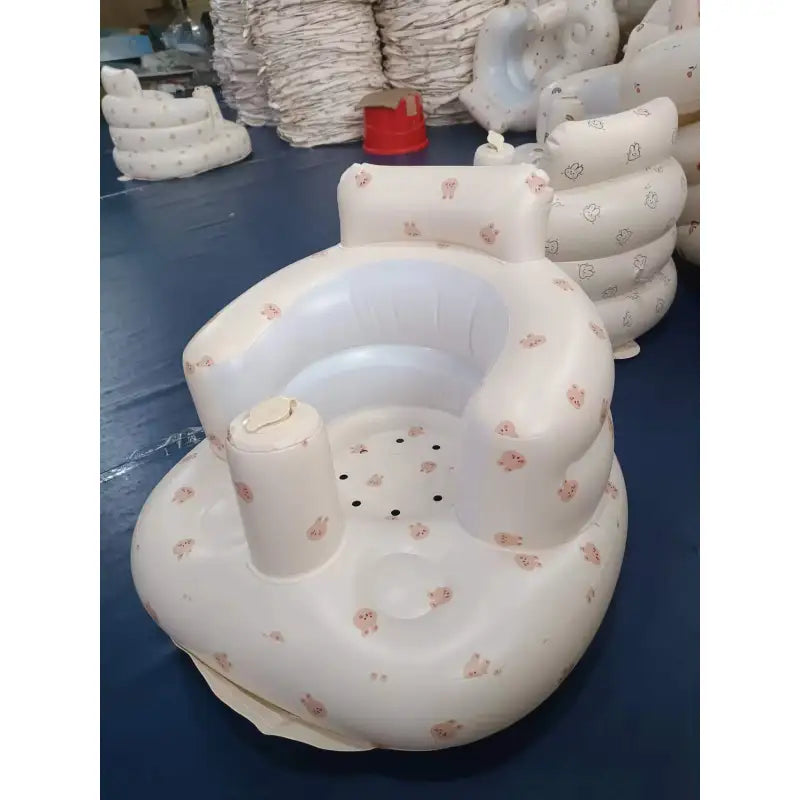 Lumora TinyThrone inflatable baby chair seat